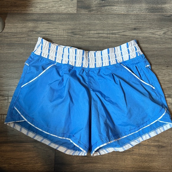 Lululemon Blue Running Short - Picture 3 of 3